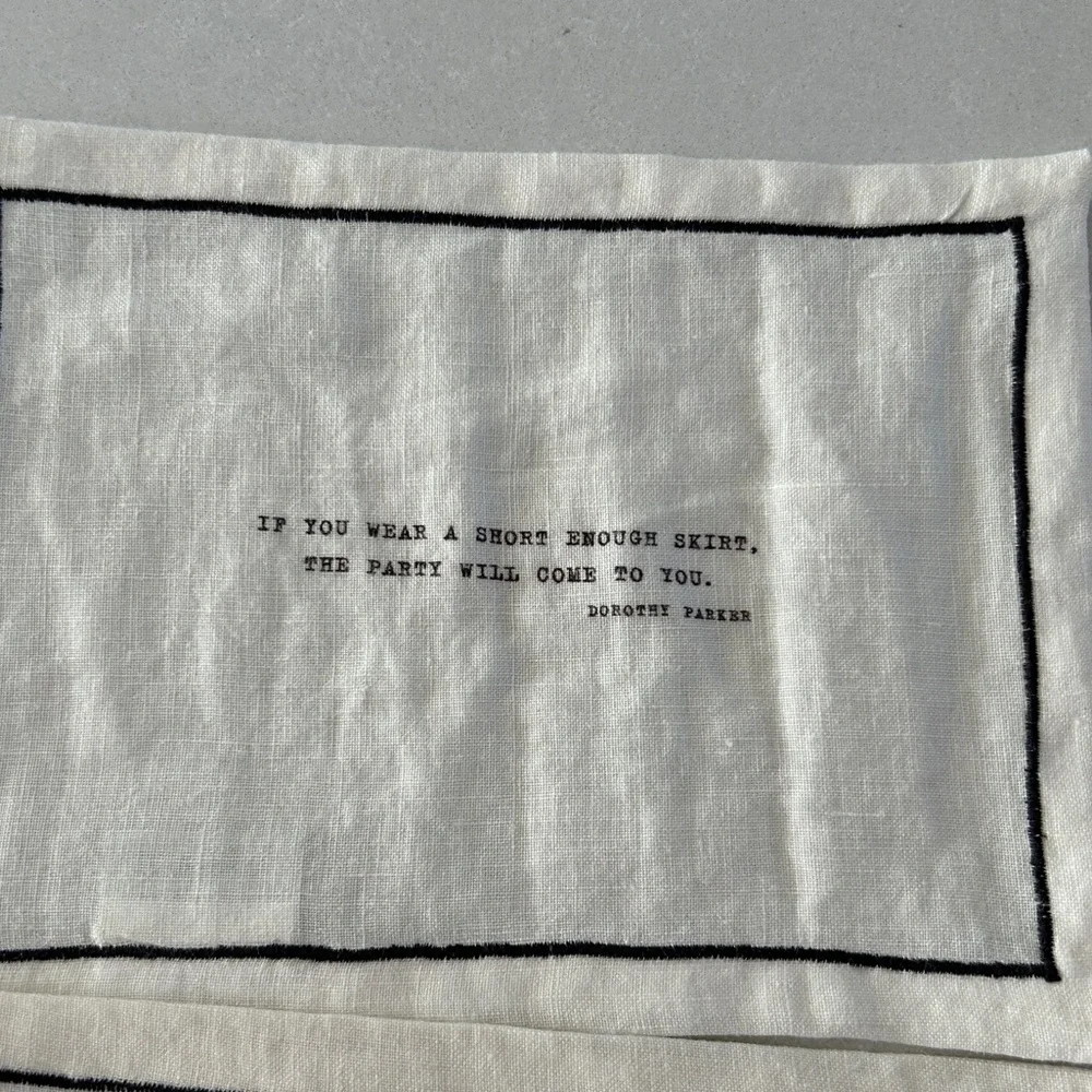 NIB Restoration Hardware Literary Quote Linen Napkins, Dorothy Parker, Set of 4